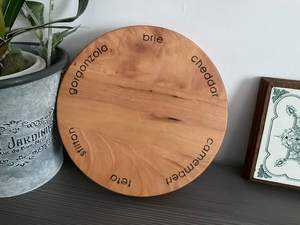 Tabla de Quesos y Cortar de Madera Maciza Rústica Hecha a Mano por los Mejores Artesanos, de Alta Calidad, Duradera, Fácil de Limpiar, Forma Rectangular - Product Image 4