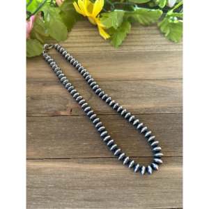 Collier de perles en argent sterling Navajo de 9 mm - Product Image 3