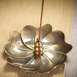 Quemador de chimenea antiguo hecho a mano, el más vendido, proveedores directos de fábrica, hecho de latón, logotipo personalizado, quemador de incienso y Bakhoor - Product Image 5