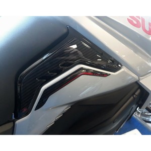 Adesivi Protettivi Laterali per Moto Suzuki Katana 2019-23, Colore Rosso, Compatibili - Product Image 1