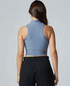 Venta al por mayor de impresión personalizada diseño de impresión digital Crop Top mujeres camisetas algodón poliéster Crop Tops camisetas mujeres transpirable - Product Image 2