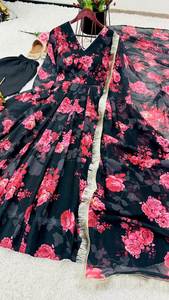 Summer Comfort Gorgeous Pattern <b>Hot</b> Black Floral Printed Georgette Long Maxi Dress With Dupatta at Wholesale Rate - Product Image 5