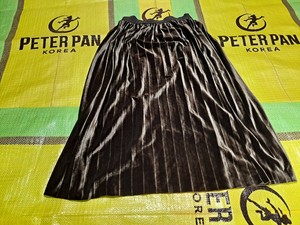 Ropa usada: Ropa de terciopelo para adultos - Product Image 2