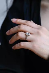 Anillo de compromiso de moissanita Original con corte esmeralda de Halo de plata 925, anillo de propuesta Vintage, regalo de cumpleaños de aniversario único para mujer - Product Image 3