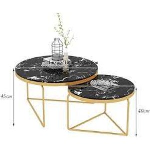 Table gigogne et table d'appoint en acier inoxydable, fabrication artisanale, cadre couleur or avec plateau en marbre noir, aspect admirable, forme ronde - Product Image 1