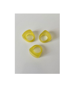 Anneaux de serviette en résine durable et durables, parfaits pour une utilisation quotidienne dans les banquets de restaurants et les rassemblements festifs spéciaux - Product Image 4