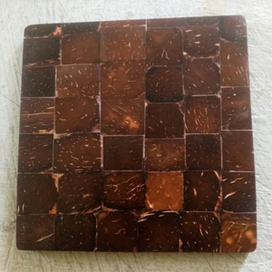 Bon prix sous-verres carrés incrustés de coquille de noix de coco naturelle artisanale pour la vaisselle de boisson en gros du Vietnam - Product Image 4