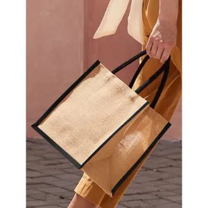 Sac fourre-tout midi en jute naturel durable et paniers en jonc de mer pour un merchandising écoresponsable - Product Image 4