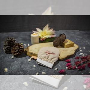 ถุงมืออาบน้ำใยวิสโคสแบบห้านิ้ว นุ่มพิเศษ สำหรับขัดผิวเด็กและทารก/ดูแลผิวหน้า อ่อนโยน ใช้ได้ทุกวัน - Product Image 3