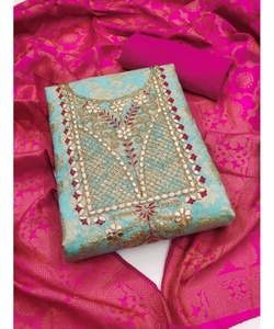 Abaya pour femmes de style classique du Moyen-Orient avec robe jilbab ouverte avec broderie perlée pour la fête - Product Image 4