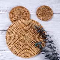 Vente en gros de sets de table en osier rotin bambou faits à la main sous-verres style fleur panier à usage de cuisine Vietnam direct