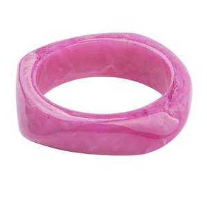 Bracelets en résine époxy faits à la main en forme de cadenas, style chrétien, luxe avant-gardiste pour femmes et jeunes filles, pour mariages et occasions spéciales comme l'Aïd. - Product Image 1