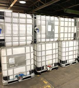 Contenedor IBC de Polipropileno de 1000L, Tanque de Almacenamiento de Nitrógeno Líquido con Bomba, Palé y Válvula de Descarga - Product Image 1