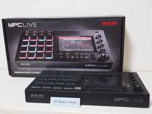 Offre le meilleur centre de production musicale autonome Akais Professional MPC LIVE II avec kit de câbles, 100% original, scellé en usine - Product Image 5