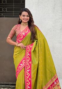 ผ้าไหมปาธานีสไตล์อินเดียบอลลีวูด ดีไซน์หรูหรา  ชุดประจำชาติแบบดั้งเดิมสำหรับผู้หญิง มีสินค้าพร้อมส่ง - Product Image 4