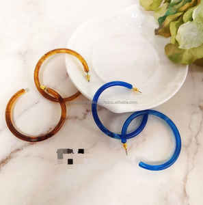 Boucles d'oreilles créoles Jachon 2023, style rétro, forme crochet, plaqué argent, luxe classique, vintage, alliage, pour femmes chrétiennes - Product Image 3