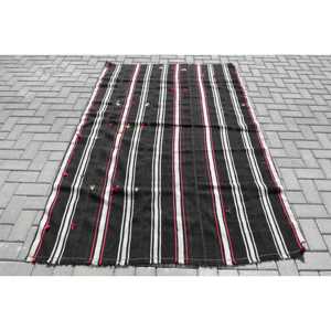 Tapis vintage 4,9x7,3 pieds, tapis turc, tapis en laine à carreaux noir et blanc - Product Image 1