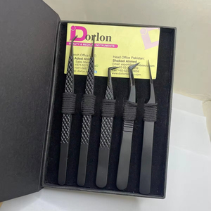 Pince à cils de beauté en acier inoxydable au prix de gros pointes plasma noires enduites de couleur noire logo privé cils durables - Product Image 1