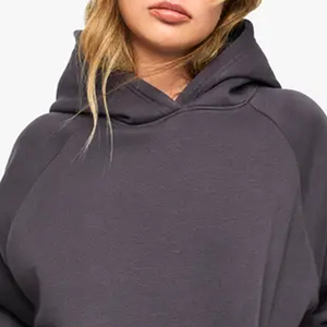 เสื้อฮู้ดดี้ทรงโอเวอร์ไซส์พิมพ์โลโก้ ผ้าเนื้อนุ่ม สำหรับสั่งซื้อจำนวนมาก พร้อมฮู้ดปรับได้ เหมาะสำหรับใส่ลำลองในฤดูหนาว - Product Image 2