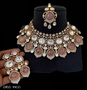 Conjunto de Gargantilla nupcial Royal Kundan, collar de moda, circón brillante diseñado para mujeres y niñas para compromiso de boda - Product Image 6