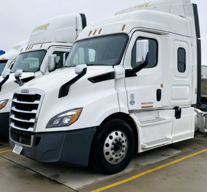 ¡Lo mejor! OFERTA ECONÓMICA: Camión Semi-Remolque Freightliner Cascadia 116 con Cabina Integral de 60 Pies, 450HP, Automático, Modelo 2020 - Product Image 4