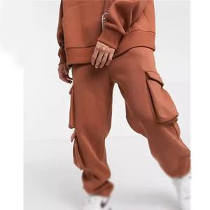 Conjunto Deportivo Informal Unisex con Capucha, Estampado Personalizado, 100% Algodón, Pantalones y Sudadera de Corte Regular - Product Image 3