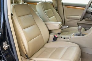 รถมือสอง AUDI A4 AVANT 3.2 QUATTRO ปี 2008 พวงมาลัยซ้าย/ขวา - Product Image 3