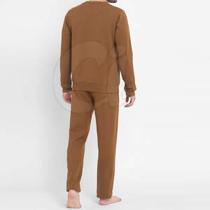 Survêtements confortables et respirants pour hommes coupe-vent ensembles personnalisables pour le service OEM de la saison du printemps disponible - Product Image 6