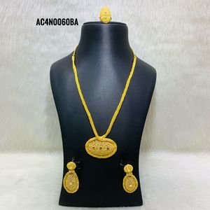 Bijoux nigérians ensemble de colliers en plaqué or pour femme - Product Image 1