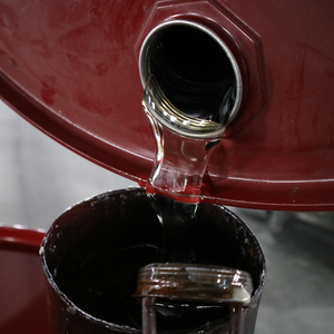 橡胶屑 (<span class=keywords><strong>Wetpour</strong></span>) 粘合剂鼓 | 220千克 - Product Image 6