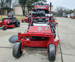 Cortadora de Césped de Giro Cero Ferris 5901941 de 36 Pulgadas, Motor Diésel Vanguard de 23 HP, 48V, Caja Recolectora de 300L, Buen Rendimiento - Product Image 5