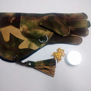 Guantes de cetrería de cuero de camuflaje con tecnología Cordura de calidad superior, guantes de entrenamiento transpirables para entrenamiento de aves de caza con águila halcón - Product Image 1