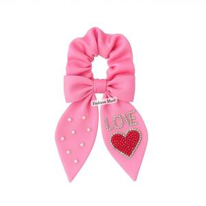 Scrunchie fait main pour la Saint-Valentin avec des perles, motif floral et cœur, nœud rose, accessoire pour cheveux - Product Image 3