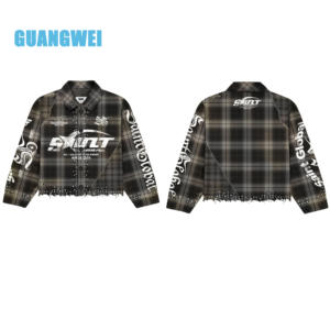 ชุดเซ็ตเสื้อเชิ้ตและกางเกงขาสั้นลายสก็อตย้อนยุคผ้าฝ้ายแท้ 100% สำหรับผู้ชาย แบบสั่งทำพิเศษ ตกแต่งด้วยตัวอักษรประดับเพชร พิมพ์ลายแบบวินเทจ ดีไซน์ขาดๆ แบบดิสเทรส แห้งเร็ว - Product Image 6