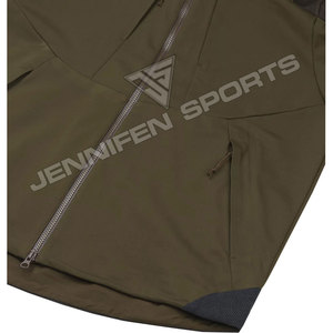 Veste d'hiver respirante pour la chasse en plein air, personnalisable en gros (OEM), en tissu softshell et laine, haute qualité - Product Image 4