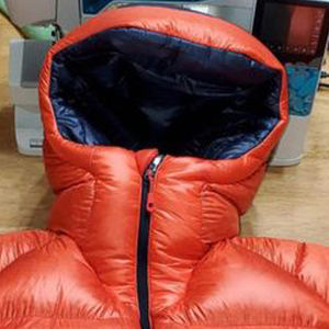 Fábrica al por mayor servicio OEM logotipo personalizado con capucha abrigos acolchados abajo invierno hombre burbuja hombres peso pesado abrigo chaqueta acolchada - Product Image 4