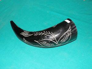 Viking Drinking Horns With Horn Stand Made of Buffalo Horns Manufacturer and Exporter From India Modern Design - Product Image 4