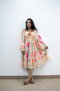 Vestido Midi Romántico Color Durazno con Estampado Floral, Cuello en V, Estilo Boho, Impresión Digital, Corte en A, 100% Algodón, para Fiestas de Verano - Product Image 3