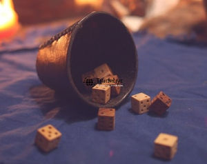 Dados Poliédricos de Madera Artesanales de Lujo, Juego de 7 Piezas Hechas a Mano, Duraderas y Ecológicas para Juegos de Rol de Mesa, Tradebyd - Product Image 4