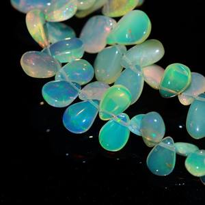 Perles naturelles en forme de poire lisse opale éthiopienne 4-7MM Welo Multi perles d'opale de feu pour la fabrication de bijoux perles d'opale éthiopienne en vrac - Product Image 3