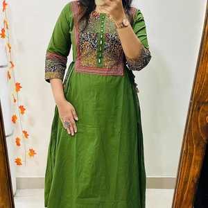 2023 Kuchi Afghani seda hecha a mano Lehenga Choli Tribal étnico Vintage vestido bordado completo estilo tradicional - Product Image 5