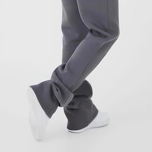 Survêtements évasés à manches longues de qualité supérieure pour hommes fabriqués en usine nouveau style ensembles respirants col à capuche meilleur prix pour l'hiver! - Product Image 4