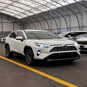 รถยนต์รุ่นยอดนิยมปี 2022 RAV4 SE - Product Image 1