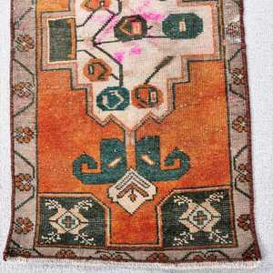 Petit tapis vintage écologique avec support en latex 1,4x2,8 pi (43x84 cm) Tapis turc en laine patchwork orange - Product Image 4