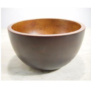 Bol de service en bois 2 tons à texture lisse, parfait pour la décoration de cuisine. - Product Image 4