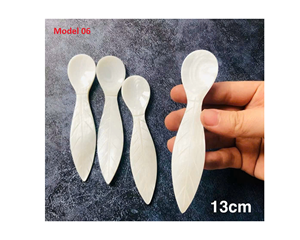 Cuillère à caviar coquillage écologique Ustensile en nacre fait à la main pour gourmet et décoration Mini cuillère à coquille d'escargot personnalisée - Product Image 4