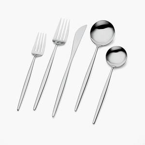 Asequible juego de cubiertos de lujo de acero inoxidable de 7 piezas con asas verdes y diseño inspirado en América chapado en oro - Product Image 4