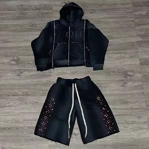 Conjunto Deportivo Personalizado de Alta Calidad para Hombre, Pantalones Deportivos Acampanados y Sudadera con Capucha, Conjunto de Algodón con Cremallera y Pedrería - Product Image 1