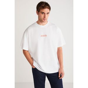 T-shirt à manches courtes pour homme GRIMELANGE VITO, 100% coton biologique, broderie avec inscription, coupe ample et oversize - Product Image 4