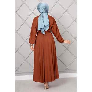 Robe modeste plissée Begonia Tan - Product Image 4